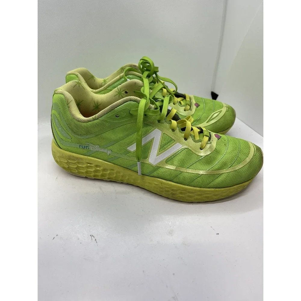 Run Disney 2015 Tinkerbell Green New Balance Glow-in-the-dark Sneakers Sz 6